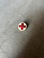 Rode kruis broche speld, Ophalen of Verzenden, Speldje of Pin