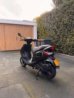 Piaggio Zip 4takt 2016 Carburateur, Fietsen en Brommers, Scooters | Piaggio, Ophalen, Maximaal 45 km/u, Zip, Zo goed als nieuw