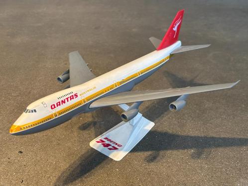 Qantas Boeing 747 - 200 schaal 1:250, Verzamelen, Luchtvaart en Vliegtuigspotten, Gebruikt, Schaalmodel, Ophalen of Verzenden