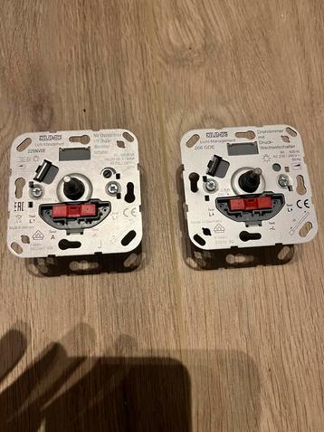 JUNG  225NVDE NV-draaidimmer met drukwisselschakelaar beschikbaar voor biedingen