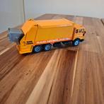 RAVO NEDERLAND BV /EURO PRESS MERCEDES BENZ 6 X 2 + CONTAINE, Ophalen of Verzenden, Nieuw, Bus of Vrachtwagen, SIKU