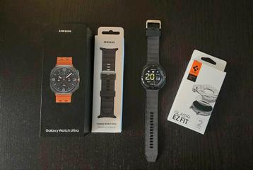 Galaxy watch Ultra LTE 47MM 4 maanden oud beschikbaar voor biedingen