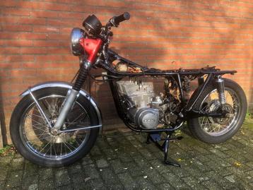 Onderdelen/project Suzuki GT550 beschikbaar voor biedingen