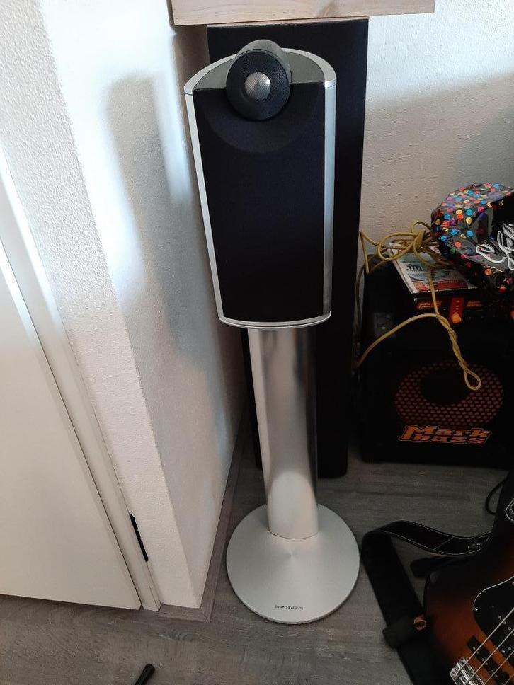 B&W XT2 zilver op slanke staanders inclusief boekjes, Audio, Tv en Foto, Luidsprekers, Gebruikt, Front, Rear of Stereo speakers