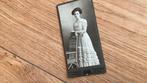 Prachtige antieke foto met mooie kleding! Studio portretje!, Ophalen of Verzenden, Voor 1940, Zo goed als nieuw, Overige onderwerpen