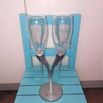 Duo flutes Moet & Chandon glazen in houder Philippe di Meo, Ophalen, Glas of Glazen, Overige stijlen, Glas