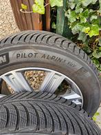 Originele Volvo XC60 7 spaaks velgen met winterbanden, Auto-onderdelen, Banden en Velgen, 18 inch, Gebruikt, Winterbanden, 235 mm