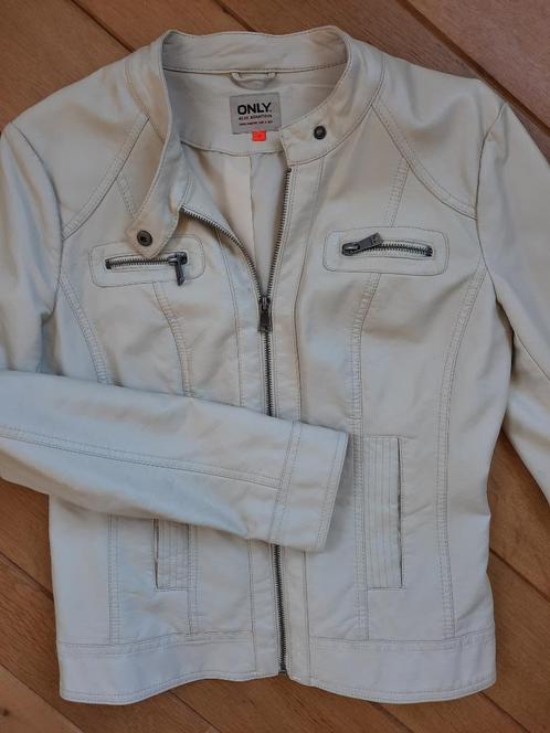 ONLY jack ecru PU leer maat 38 - als nieuw -, Kleding | Dames, Jasjes, Kostuums en Pakken, Zo goed als nieuw, Jasje, Maat 38/40 (M)
