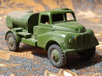 Mooi oud militaria model Dinky Toys 643 uit Engeland 9 cm. beschikbaar voor biedingen