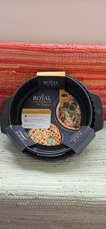 Nieuw Royal van Kempen en Begeer taart,quiche vormen beschikbaar voor biedingen