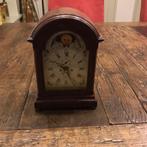 Charmant staand klokje met maanfase, Ophalen of Verzenden