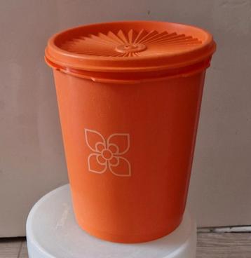 Mooie Vintage Tupperware voorraad trommel opbergbox bak rond beschikbaar voor biedingen