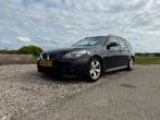 BMW 5-Serie 3.0 530I Touring AUT 2008 Zwart, Achterwielaandrijving, 2000 kg, Origineel Nederlands, Particulier