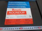 sticker Basel MONSANTO ROUNDUP, Ophalen, Zo goed als nieuw, Sticker
