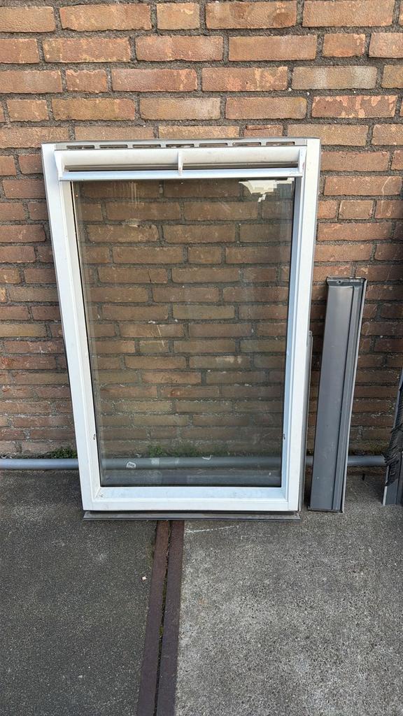 Velux Dakraam GGL MK06 uit nieuwbouwwoning met Gootstukken!, Doe-het-zelf en Verbouw, Kozijnen en Schuifpuien, Zo goed als nieuw