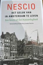 Het geluk van in amsterdam te leven, Ophalen of Verzenden, Zo goed als nieuw