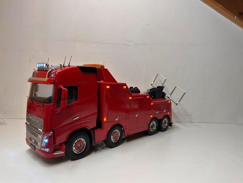 Tamiya Volvo Tow Truck, Hobby en Vrije tijd, Modelbouw | Auto's en Voertuigen, Zo goed als nieuw, Truck, Groter dan 1:32, Tamiya