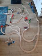 Houten treinbaan inclusief elektrische treinen, Ophalen, Zo goed als nieuw, Overige typen