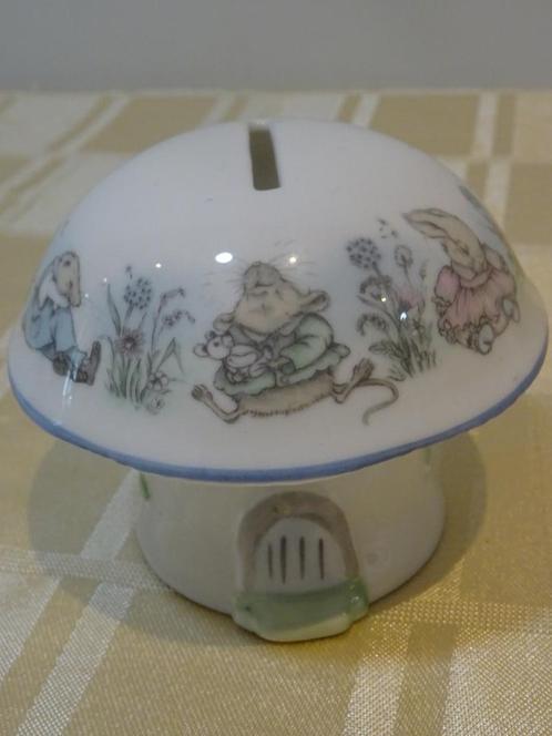 Porselein paddestoel spaarpot Elizabethan Fine Bone China, Verzamelen, Spaarpotten, Zo goed als nieuw, Overige thema's, Overige materialen