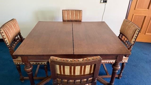 leuke authentieke tafel met 4 leuke stoelen, Ophalen, Gebruikt, 100 tot 150 cm, Eikenhout