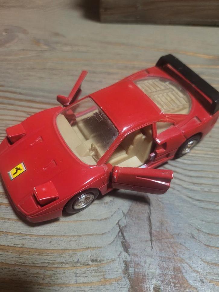 Oude Ferrari modelauto - opknapper, Hobby en Vrije tijd, Modelauto's | 1:18, Gebruikt, Auto, Overige merken, Ophalen of Verzenden