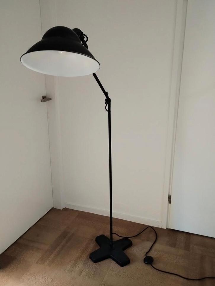 Vloerlamp industrieel, Huis en Inrichting, Lampen | Vloerlampen, Gebruikt, 150 tot 200 cm, Ophalen