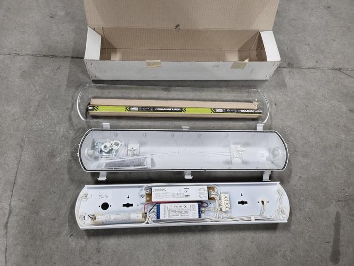 Nieuw spatwaterdicht TL lampen - 2x18W  60 CM, Doe-het-zelf en Verbouw, Bouwverlichting, Nieuw