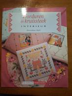 Hall - Borduren in kruissteek interieur, Hobby en Vrije tijd, Ophalen of Verzenden, Zo goed als nieuw