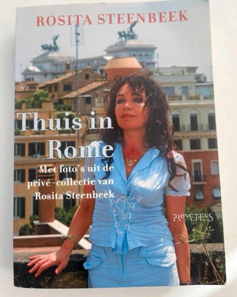 ROSITA STEEN BEEK THUIS IN ROME MET FOTO’S UIT DE PRIVÉ, Ophalen of Verzenden, Zo goed als nieuw