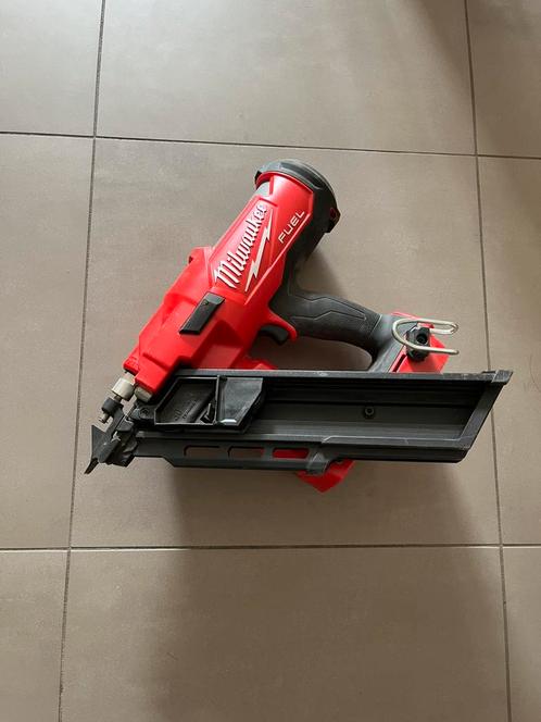 Milwaukee constructie tacker M18 FFN, Doe-het-zelf en Verbouw, Gereedschap | Overige machines, Zo goed als nieuw, Ophalen