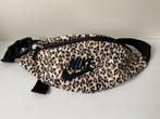 Nike Fanny Pack Luipaardprint tas, Ophalen of Verzenden, Nieuw, Beige, Overige typen