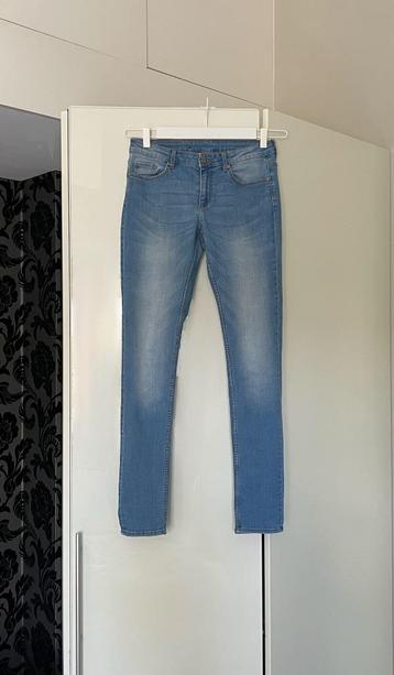 Blauwe skinny jeans; maat 28/32 (confectie mt. 36); H&M beschikbaar voor biedingen