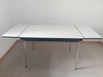 Uitrekbare witte tafel houten blad met metalen frame, Ophalen, Gebruikt, 50 tot 100 cm, Vijf personen of meer