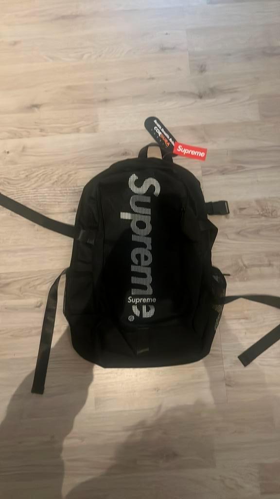 Supreme tas/schooltas, Sieraden, Tassen en Uiterlijk, Tassen | Schooltassen, Zo goed als nieuw, Rugtas, 50 cm of meer, 50 cm of meer
