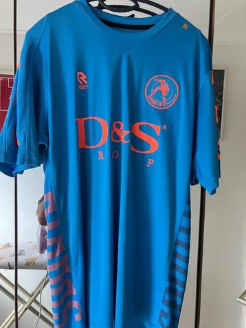 TE KOOP: TRAININGSSHIRT SPARTA beschikbaar voor biedingen