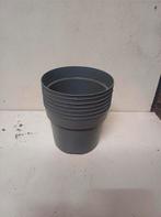 Kweekpotten 2 liter, Kunststof, Gebruikt, Molenstraat 42
4758 AB Standdaarbuiten
Nederland, Rond