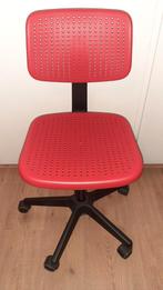 Ikea kinder bureaustoel, Ophalen of Verzenden, Bureaustoel, Zo goed als nieuw, Rood