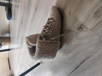 Christian Dior boots beschikbaar voor biedingen