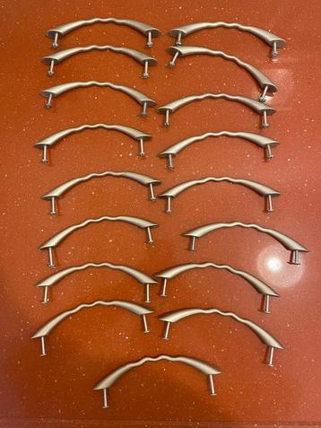 Handgrepen RVS 17 stuks zilver  beschikbaar voor biedingen