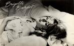 Filmster en Fotomodel Brigitte Bardot Ansichtkaart (04), Ophalen of Verzenden, 1940 tot 1960, Ongelopen, Sterren en Beroemdheden