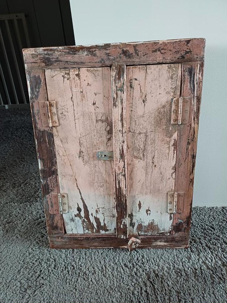 Brocante Roze Spiegelkastje, Antiek en Kunst, Antiek | Spiegels, Minder dan 50 cm, Minder dan 100 cm, Rechthoekig, Ophalen