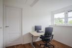 Verstelbaar bureau met bureaustoel, Huis en Inrichting, Bureaus, Ophalen, In hoogte verstelbaar, Zo goed als nieuw, Bureau