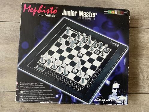 Mephisto Saitek Junior Master Schaakcomputer  Kasparov, Hobby en Vrije tijd, Gezelschapsspellen | Bordspellen, Zo goed als nieuw