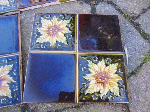 9 Antieke tegels los tableau 45x45 cm donkerbruin gele bloem, Antiek en Kunst, Antiek | Wandborden en Tegels, Ophalen