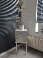 een mooie brocante franse nachtkastje met lade en deurtje, Ophalen