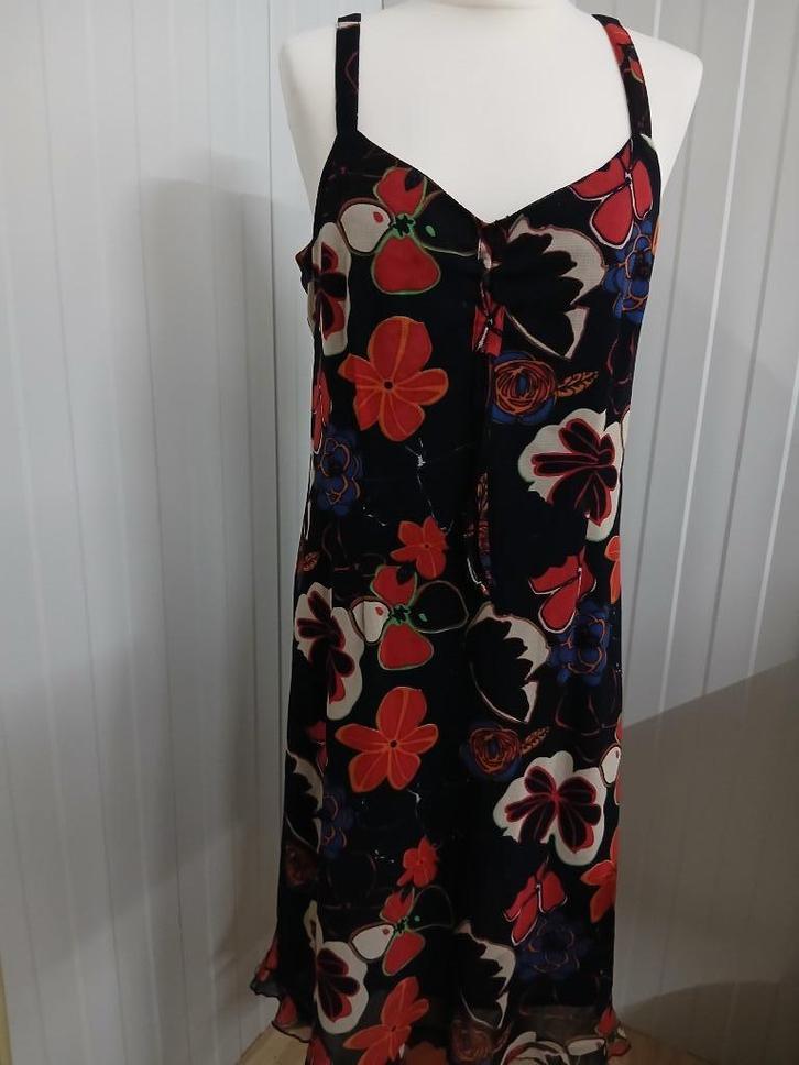 jurk, Kleding | Dames, Jurken, Zo goed als nieuw, Maat 36 (S), Overige kleuren, Knielengte, Ophalen of Verzenden