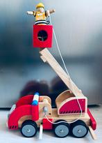 Grote Houten Brandweerauto met Brandweerman Als nieuw, Ophalen of Verzenden, Zo goed als nieuw