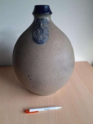 Originele gresgoed baardman water wijn olie kruik 1750 beschikbaar voor biedingen