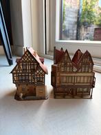 Twee miniatuur vakwerkhuizen, Overige merken, Gebruikt, Gelijkstroom of Wisselstroom, Brug, Tunnel of Gebouw