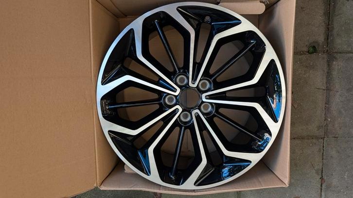 Ford Focus 18" velg OEM 2418533  *nieuw*, Auto-onderdelen, Banden en Velgen, Velg(en), Zomerbanden, 18 inch, Personenwagen, Nieuw